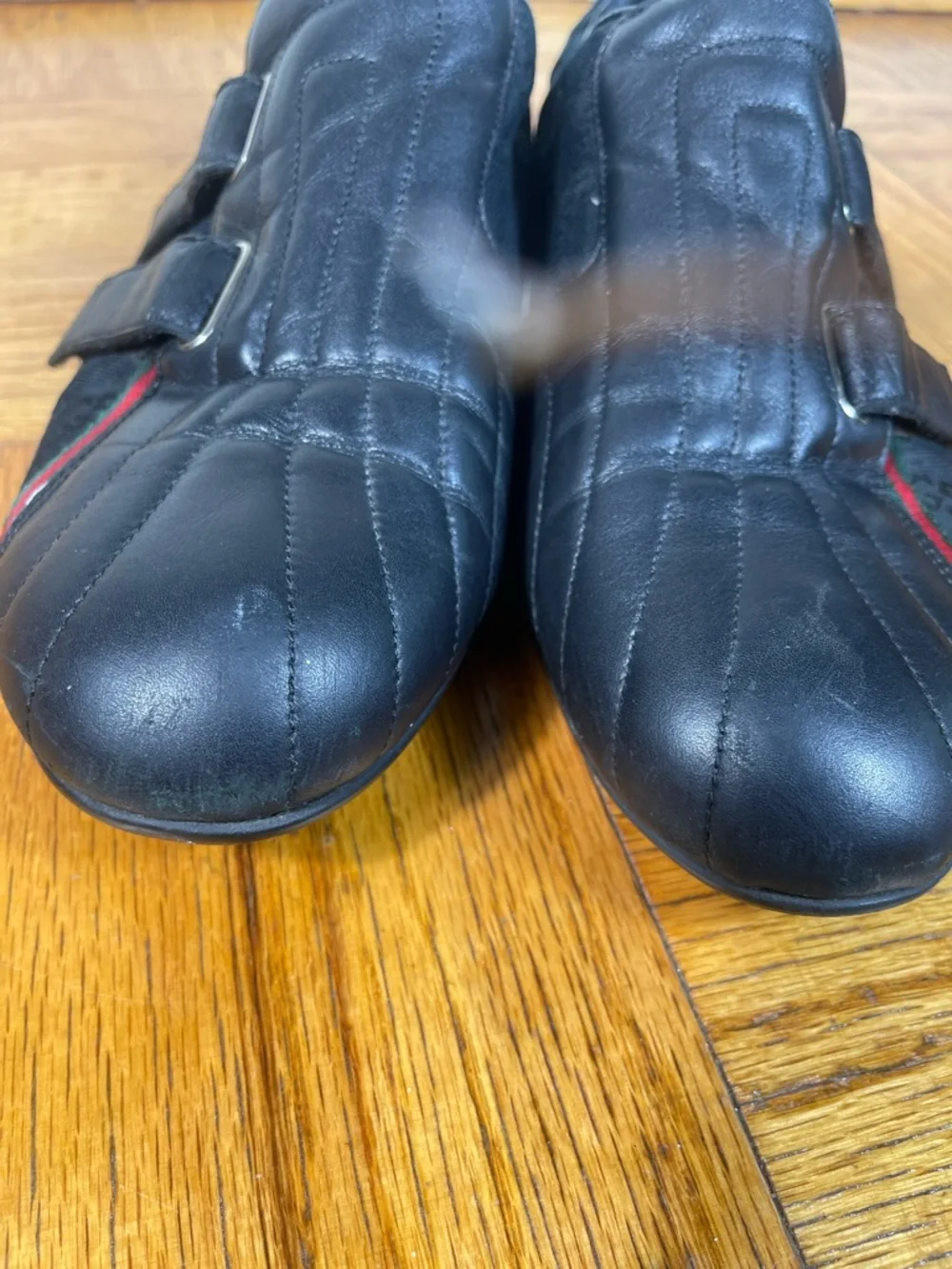 Gucci Black Leather Slip-On Loafers with Green-Red Web Stripe